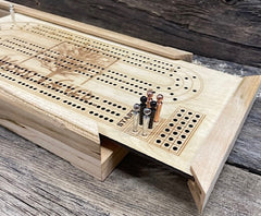 Maple Cribbage Game with Board, Pegs & Classic Design