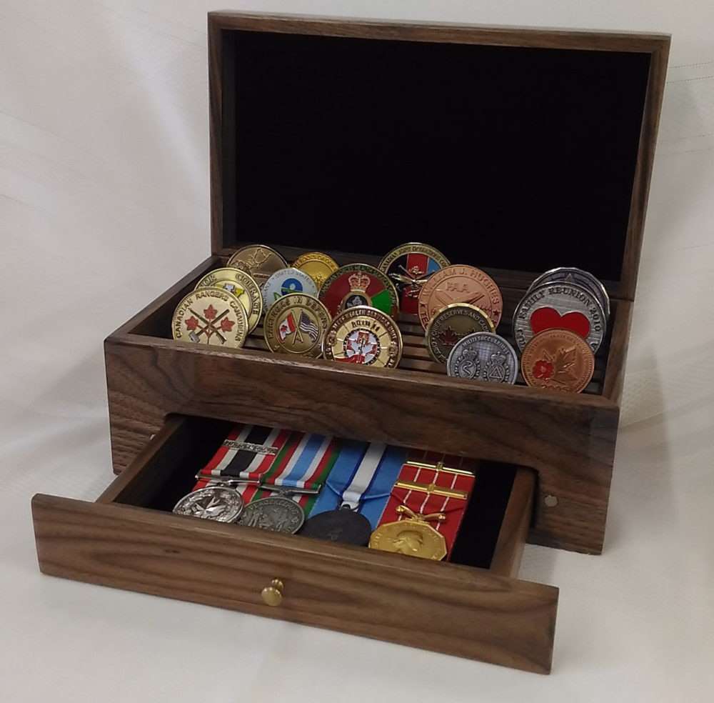 COIN DISPLAY
