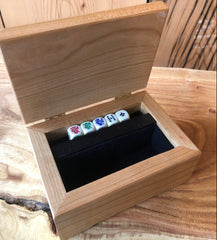 Liar's Dice Game - Free Engraving